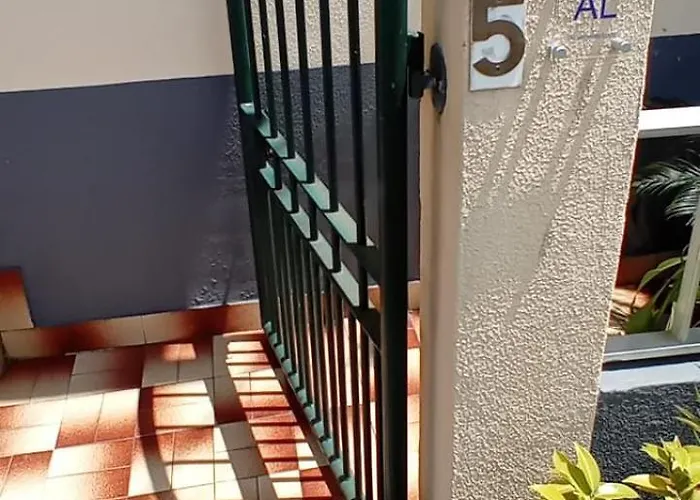 Дом отдыха Vitorio's *